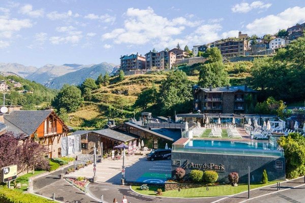 Panoramic view Aparthotel AnyósPark in La Massana Panoramic view Aparthotel AnyósPark in La Massana